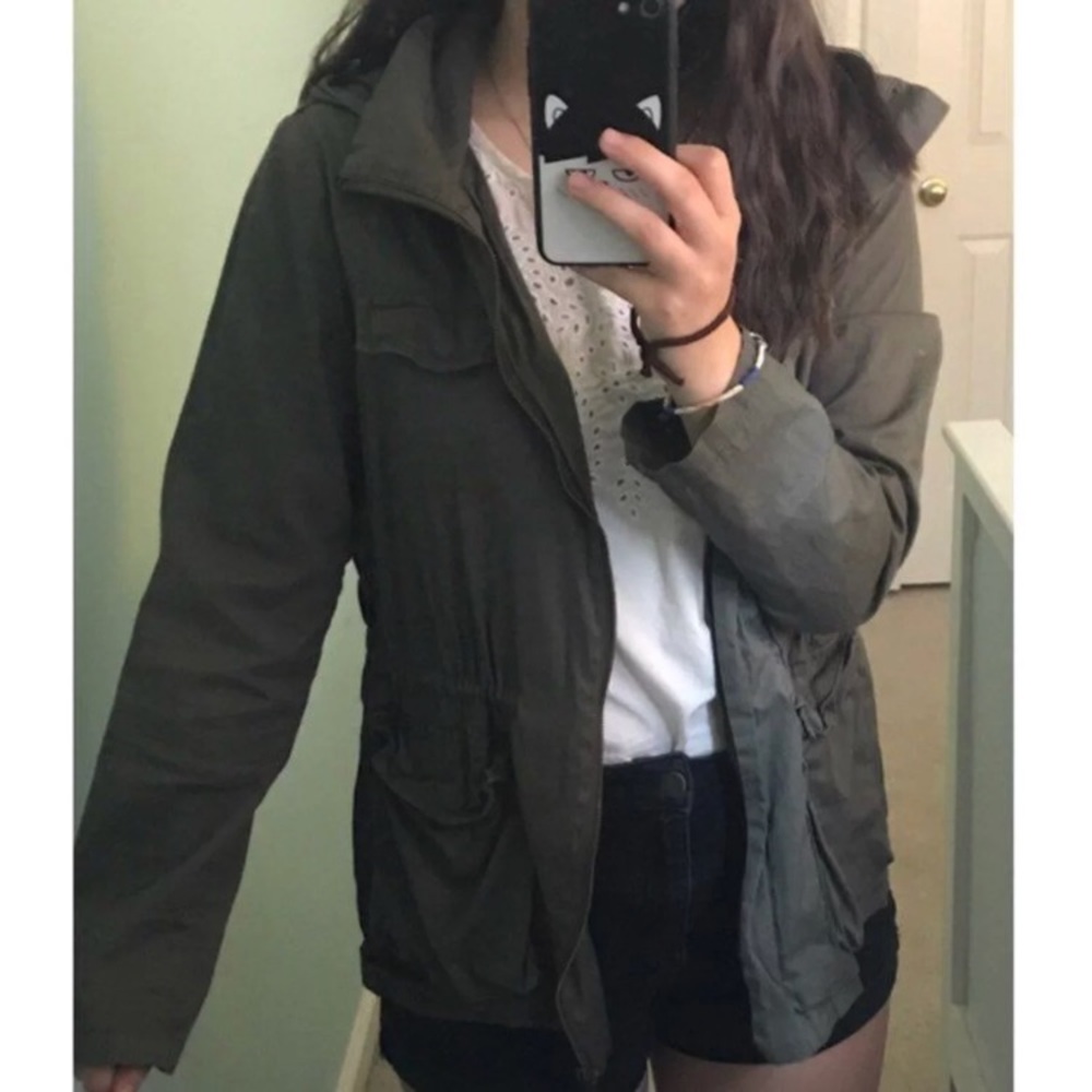 *ONE WEEK LEFT* Cargo parka